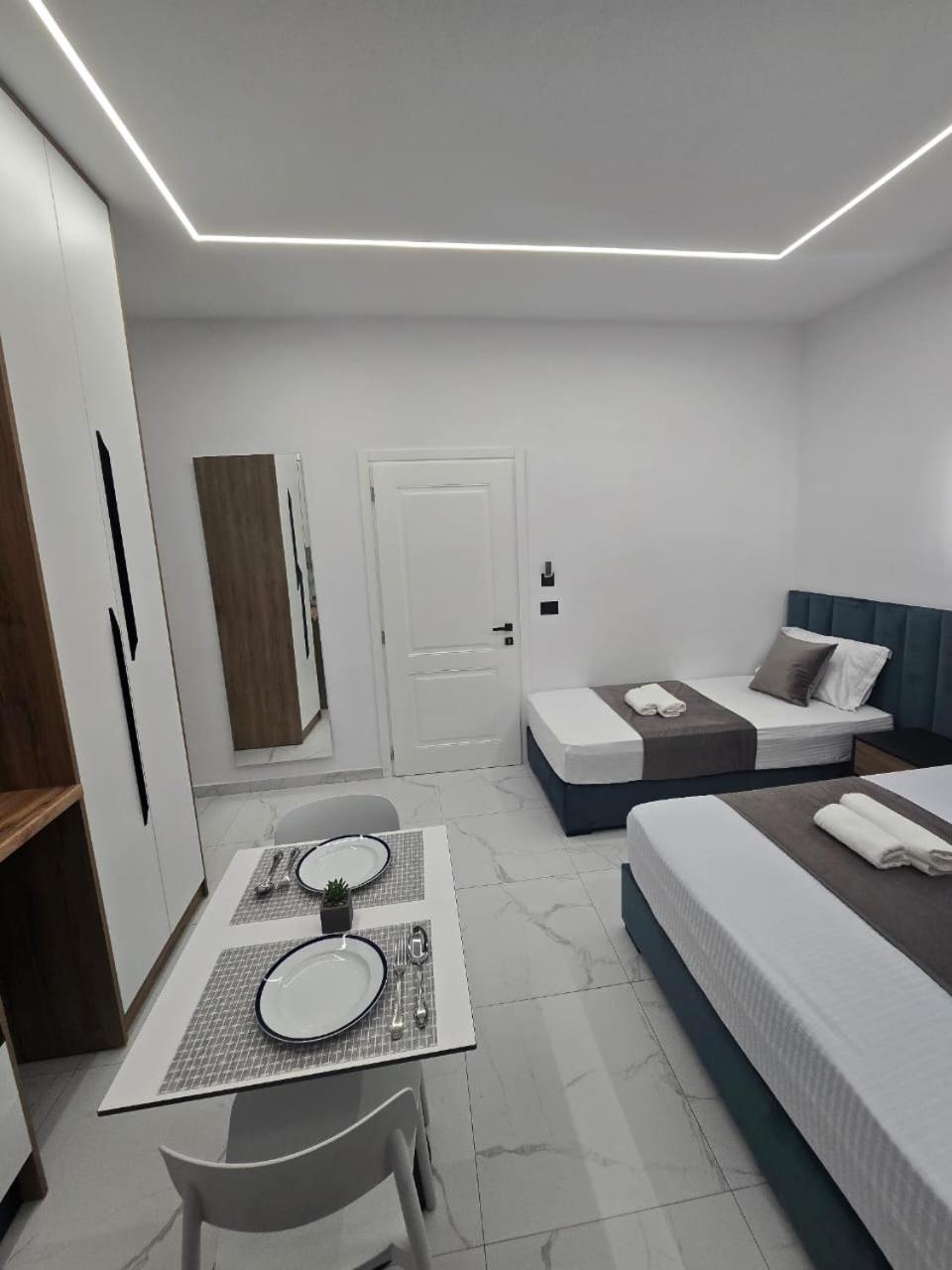 Elite Inn Vlorë Exterior foto