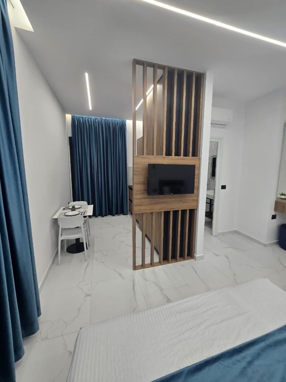 Elite Inn Vlorë Exterior foto