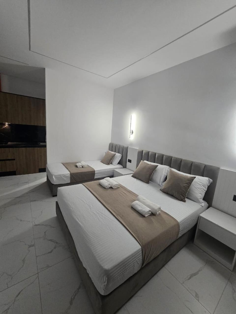 Elite Inn Vlorë Exterior foto