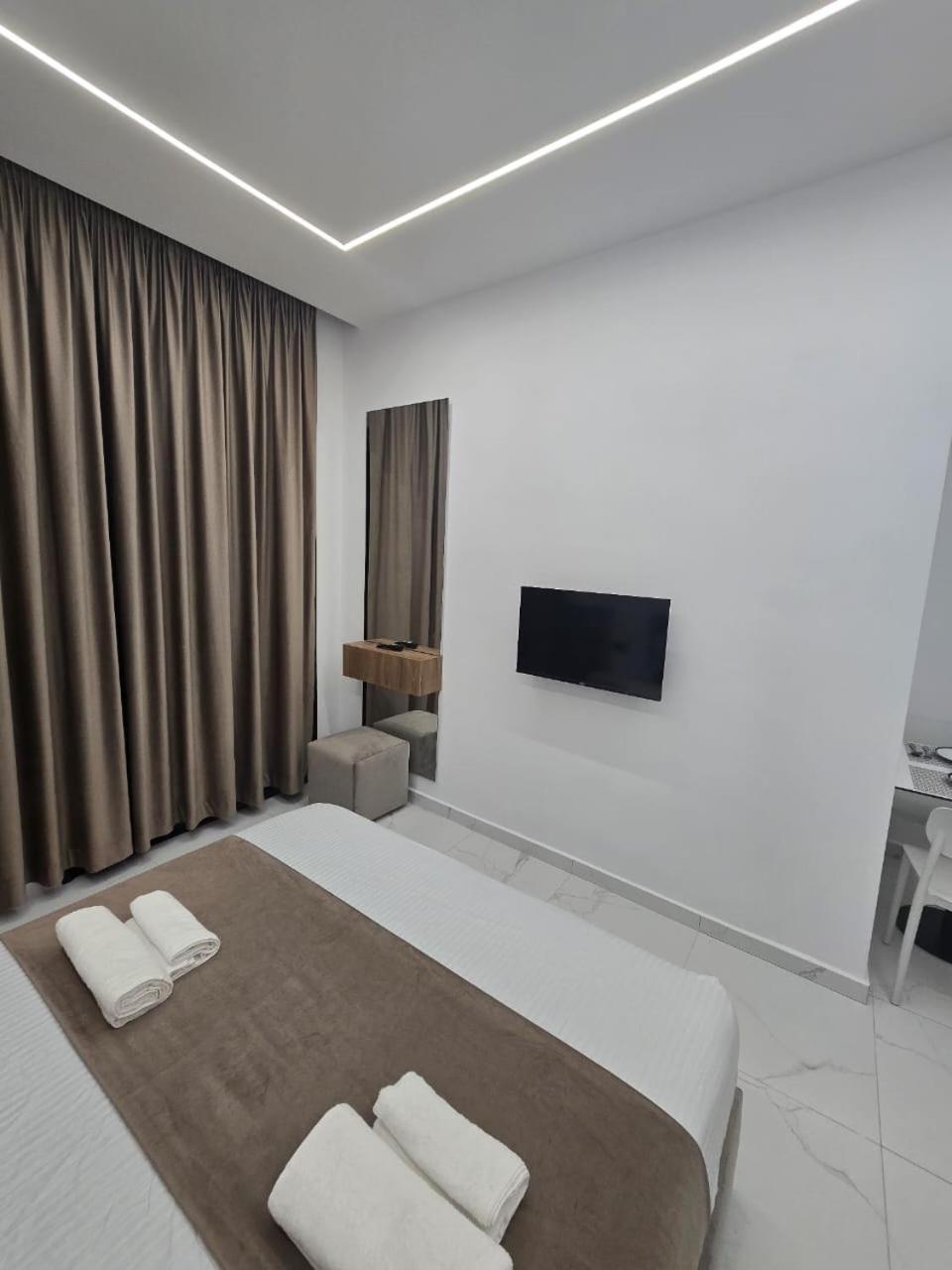 Elite Inn Vlorë Exterior foto