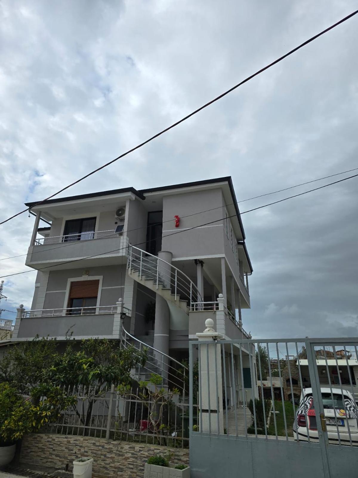 Elite Inn Vlorë Exterior foto