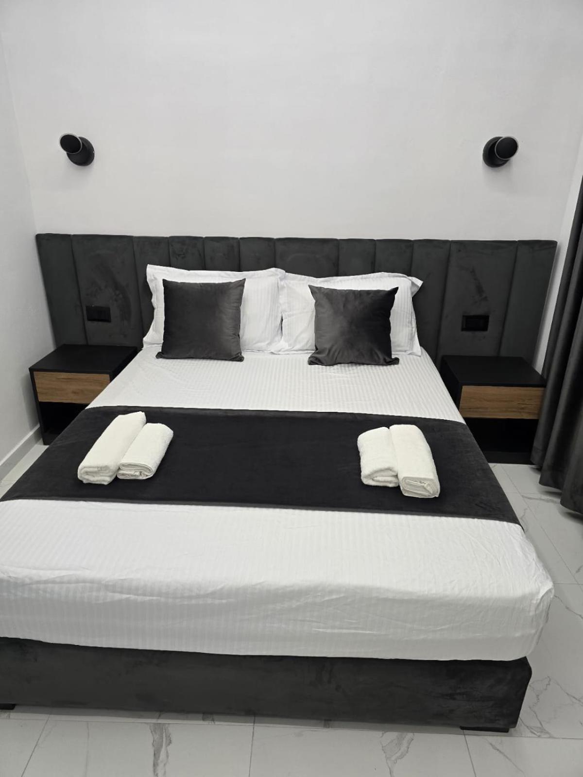 Elite Inn Vlorë Exterior foto